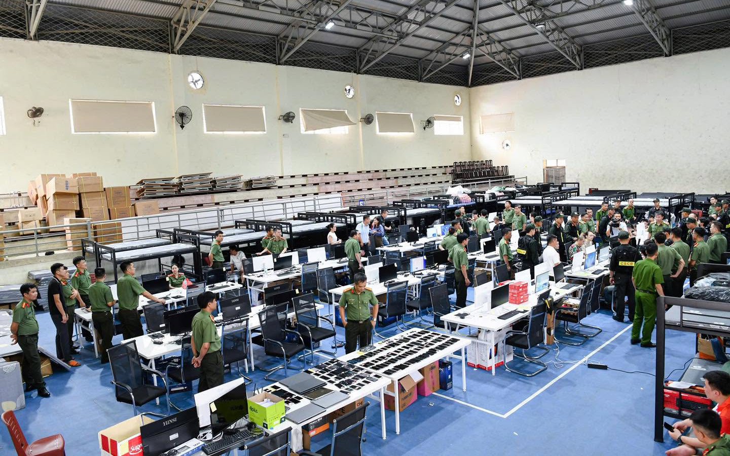 Tự in nhãn 'Yến sào Khánh Hòa', hai người bị khởi tố- Ảnh 2.
