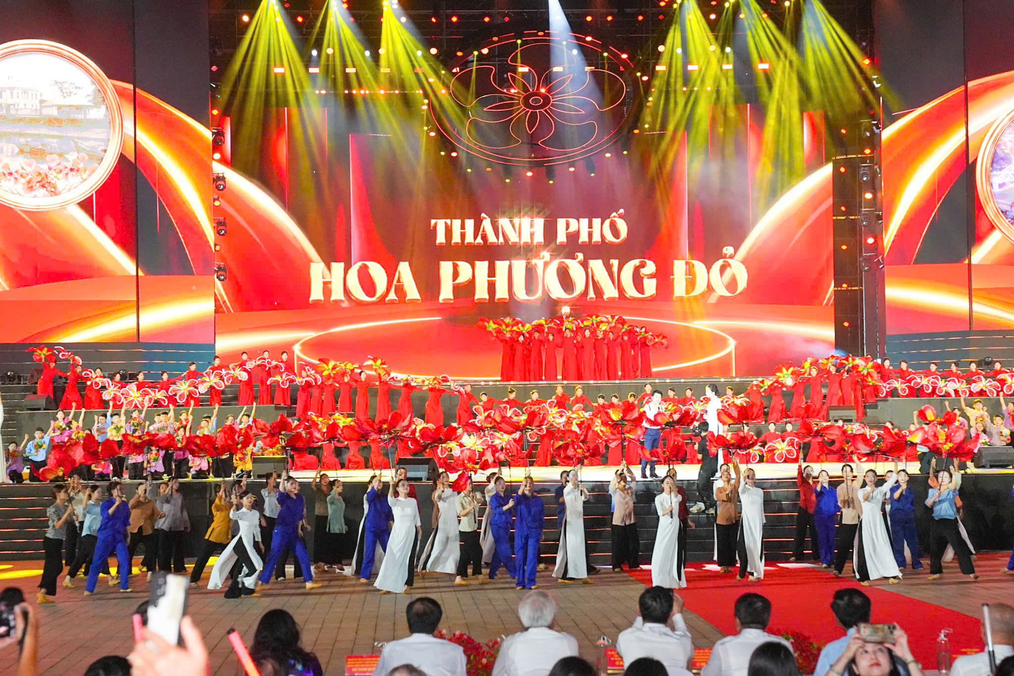 Xây dựng Lễ hội Hoa Phượng Đỏ Hải Phòng thành thương hiệu quốc gia, hướng tới tầm vóc quốc tế - Ảnh 1. Xây dựng Lễ hội Hoa Phượng Đỏ Hải Phòng thành thương hiệu quốc gia, hướng tới tầm vóc quốc tế - Ảnh 1.