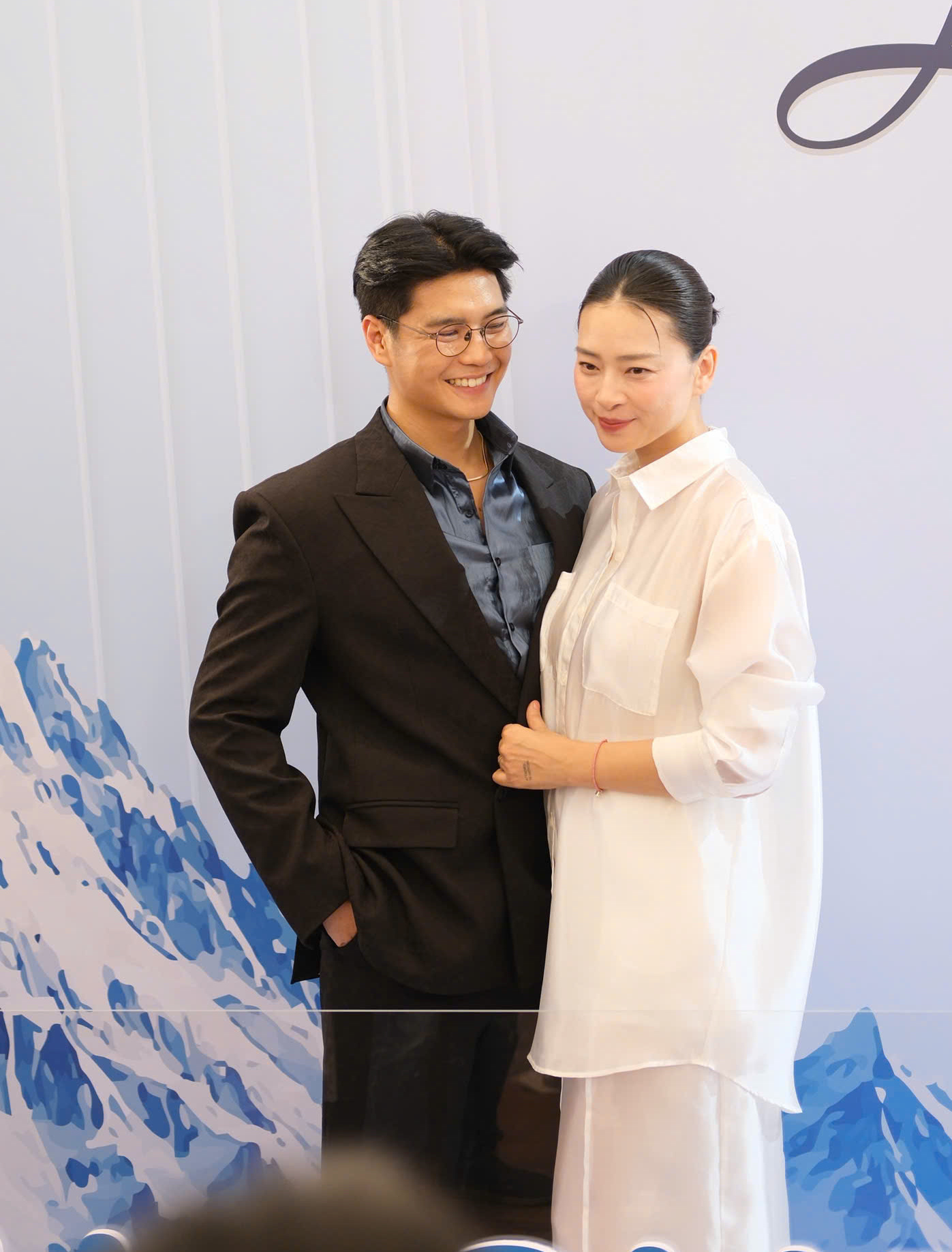 Ngô Thanh Vân: 'Chỉ một câu nói của chồng đã giúp tôi vượt qua trầm cảm sau sinh'- Ảnh 1. Ngô Thanh Vân: 'Chỉ một câu nói của chồng đã giúp tôi vượt qua trầm cảm sau sinh'- Ảnh 1.