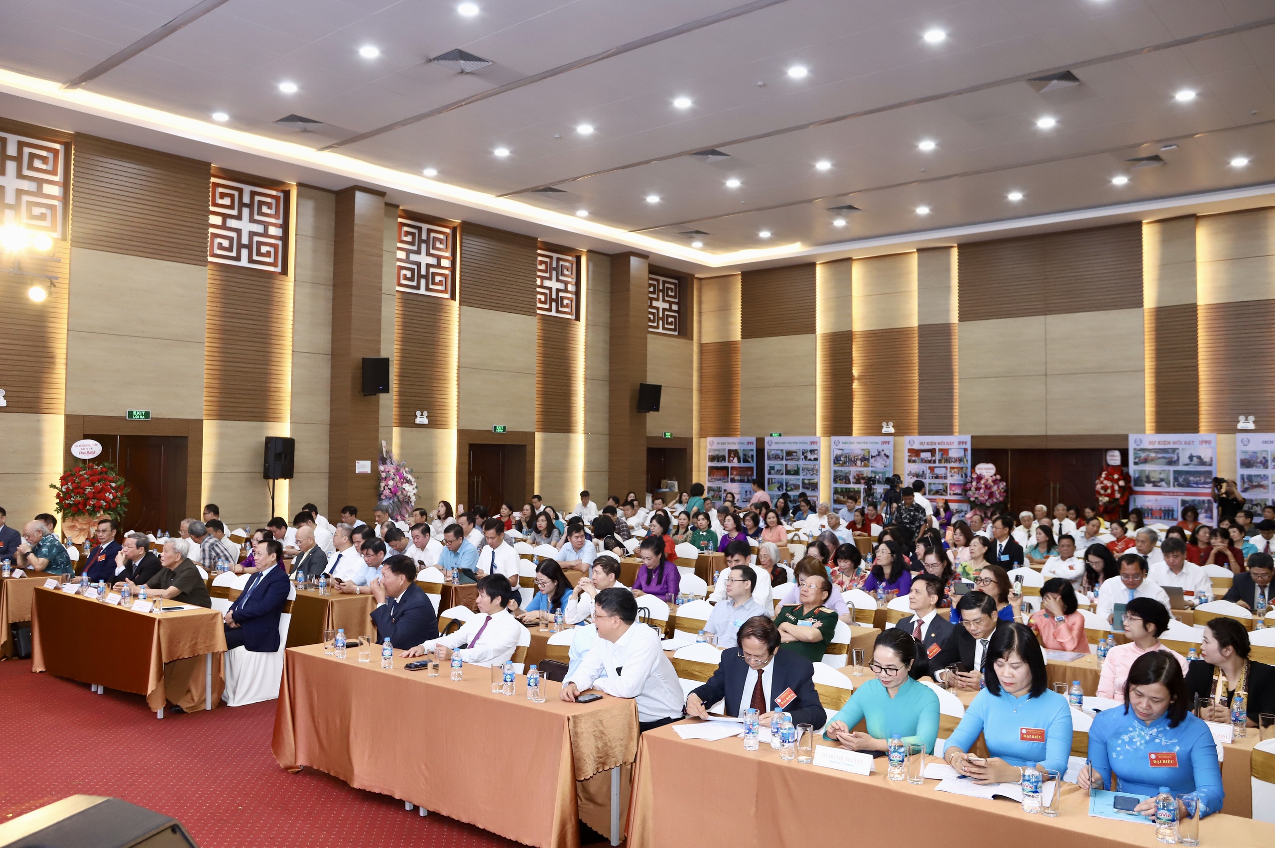 Thứ trưởng Bộ Y tế Đỗ Xuân Tuyên kiêm giữ chức Chủ tịch Hội Kế hoạch hóa gia đình Việt Nam- Ảnh 2. Thứ trưởng Bộ Y tế Đỗ Xuân Tuyên kiêm giữ chức Chủ tịch Hội Kế hoạch hóa gia đình Việt Nam- Ảnh 2.