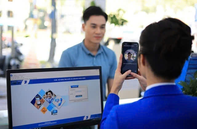 Hạn chót xác thực (15/6), những thuê bao di động bị khóa SIM ảnh hưởng thế nào?- Ảnh 2. Hạn chót xác thực (15/6), những thuê bao di động bị khóa SIM ảnh hưởng thế nào?- Ảnh 2.