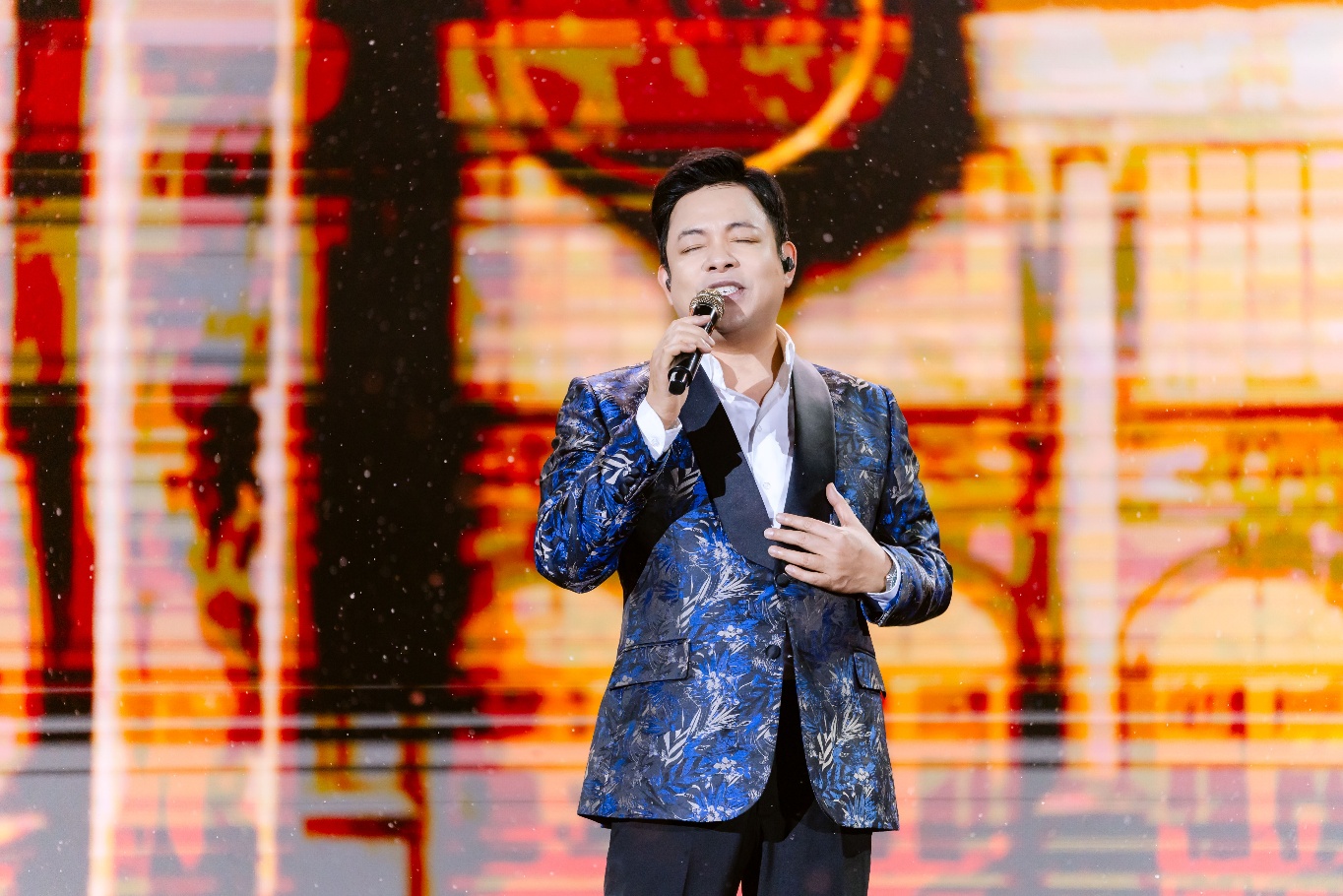 'Sound of Love' thắp sáng đêm nghệ thuật giữa lòng Danko Center- Ảnh 2. 'Sound of Love' thắp sáng đêm nghệ thuật giữa lòng Danko Center- Ảnh 2.