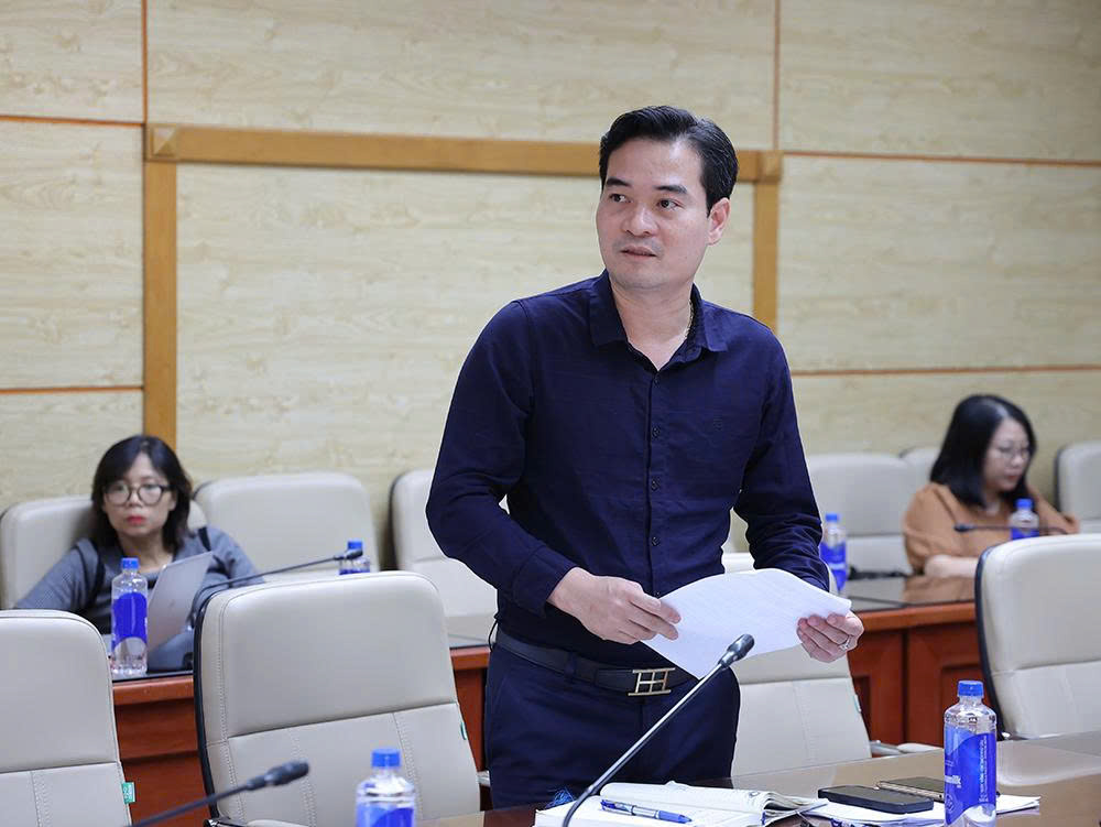 Gallery - Bộ trưởng Đào Hồng Lan: Tập trung nguồn lực, bảo đảm tiến độ rà soát hệ thống văn bản quy phạm pháp luật về y tế - image 11
