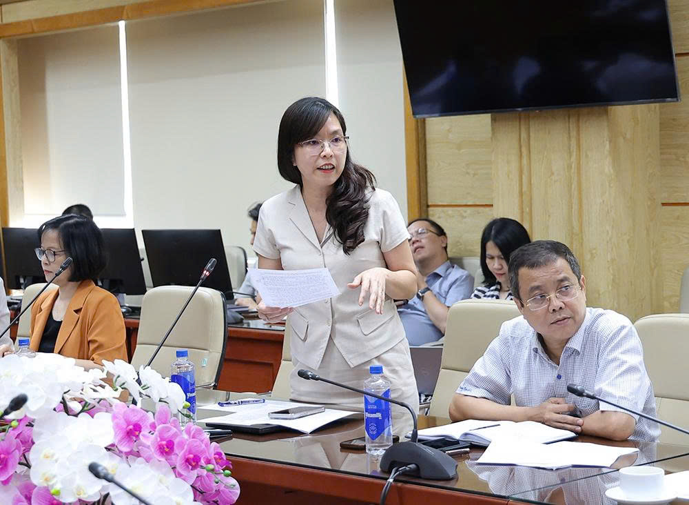 Gallery - Bộ trưởng Đào Hồng Lan: Tập trung nguồn lực, bảo đảm tiến độ rà soát hệ thống văn bản quy phạm pháp luật về y tế - image 12