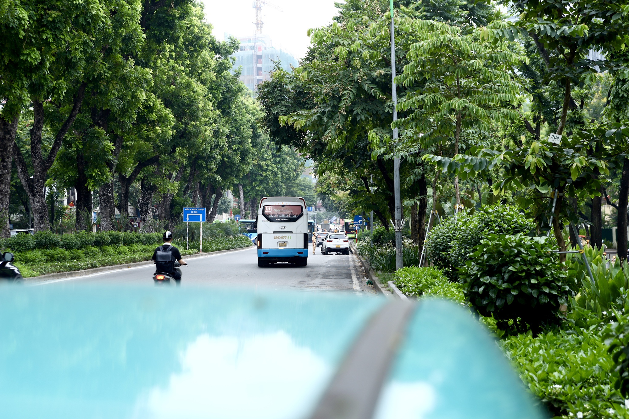 Gallery - Hà Nội: Hơn 6.500 trường hợp dừng, đỗ xe sai quy định bị xử lý, tiền phạt vượt 4,6 tỷ đồng