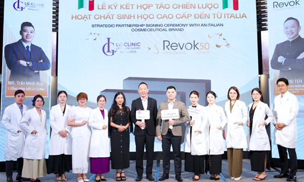 LG Clinic ứng dụng Revok50 – Giải pháp trẻ hoá và phục hồi da từ Italia cho làn da Việt- Ảnh 2. LG Clinic ứng dụng Revok50 – Giải pháp trẻ hoá và phục hồi da từ Italia cho làn da Việt- Ảnh 2.