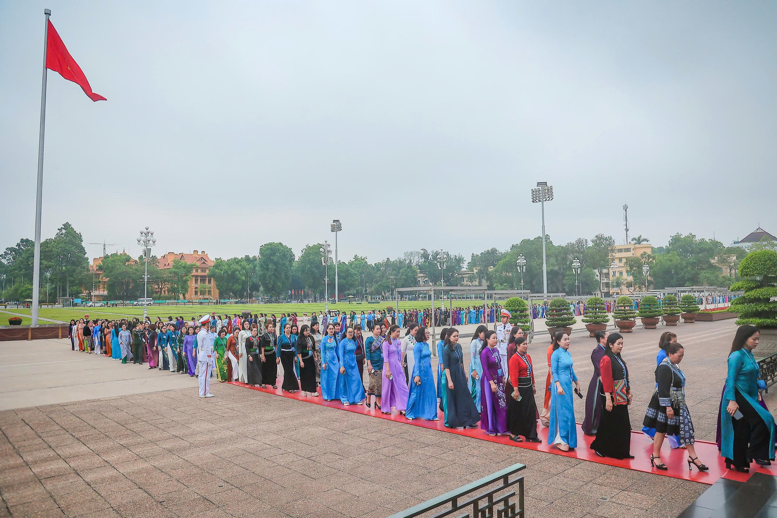 Gallery - Khai mạc Đại hội đại biểu Phụ nữ toàn quốc lần thứ XIV - image 6