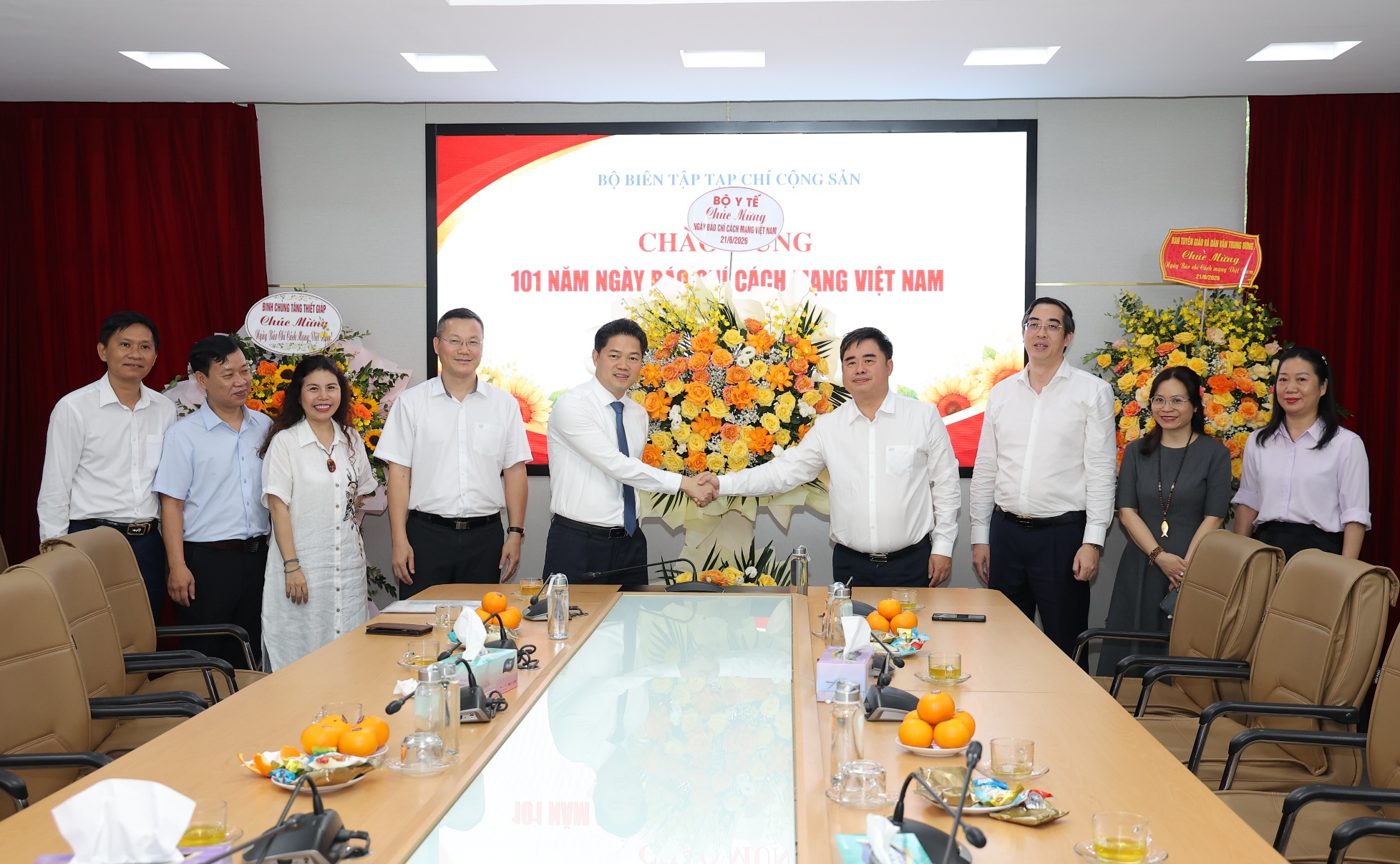 Thứ trưởng Thường trực Bộ Y tế Vũ Mạnh Hà chúc mừng các cơ quan báo chí, truyền hình nhân 101 năm Ngày Báo chí Cách mạng Việt Nam - Ảnh 3.