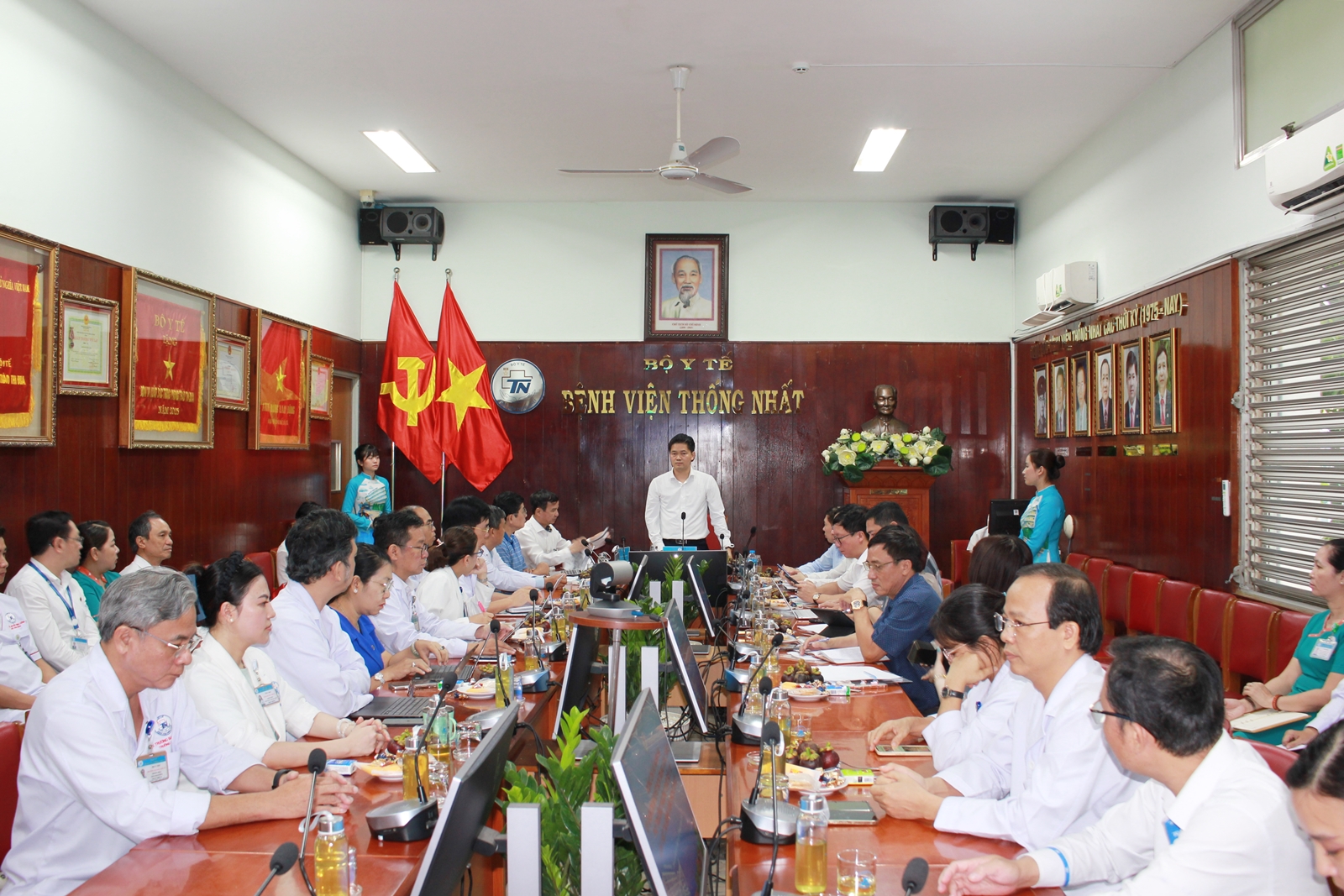 Gallery - Nâng cao năng lực hệ thống bảo vệ và chăm sóc sức khỏe cán bộ trong giai đoạn mới - image 1