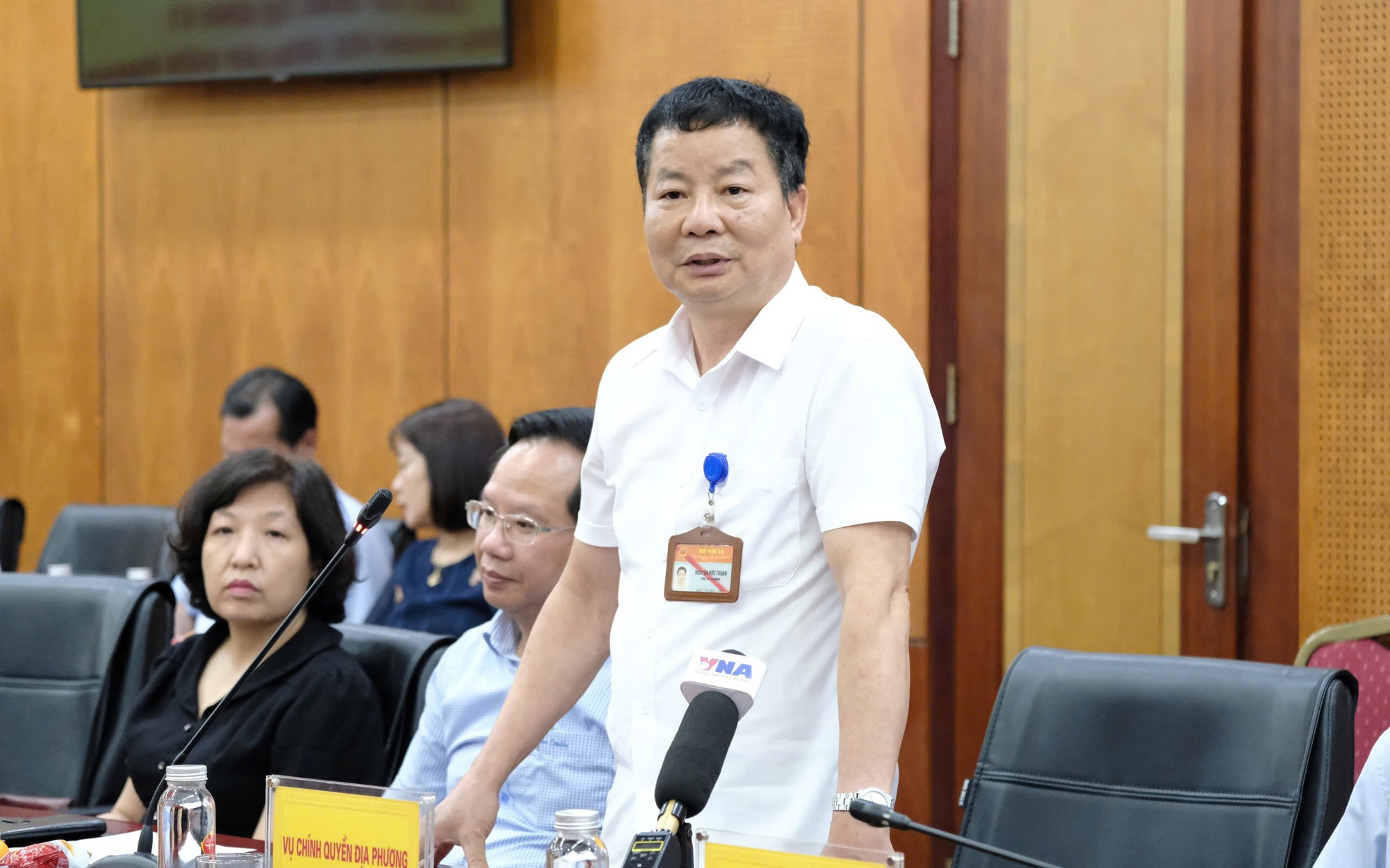 Trưởng thôn diện dôi dư sẽ được hưởng loạt chế độ sau sắp xếp thôn, tổ dân phố- Ảnh 2.