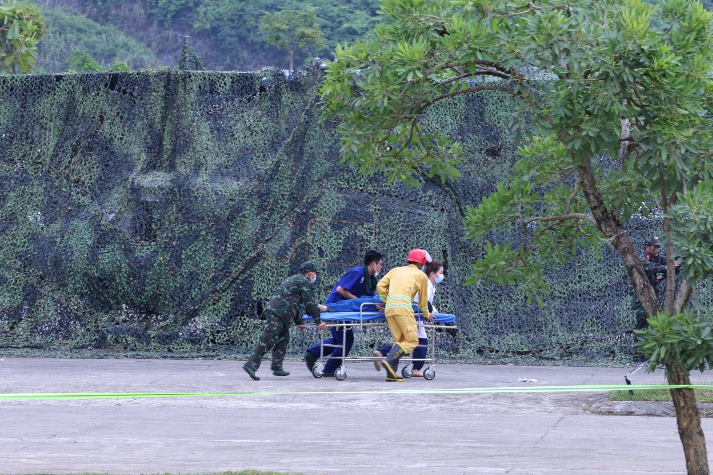 Nâng cao năng lực ứng phó với các tình huống khẩn cấp y tế- Ảnh 3. Nâng cao năng lực ứng phó với các tình huống khẩn cấp y tế- Ảnh 3.