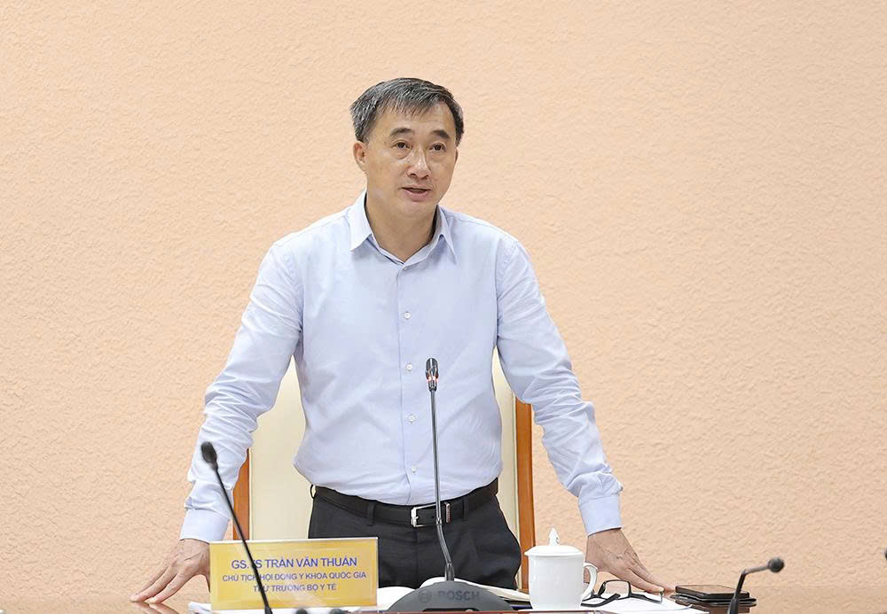 Thứ trưởng Trần Văn Thuấn: Hội đồng Y khoa Quốc gia đẩy nhanh tiến độ chuẩn bị kỳ kiểm tra đánh giá năng lực hành nghề bác sĩ- Ảnh 1. Thứ trưởng Trần Văn Thuấn: Hội đồng Y khoa Quốc gia đẩy nhanh tiến độ chuẩn bị kỳ kiểm tra đánh giá năng lực hành nghề bác sĩ- Ảnh 1.