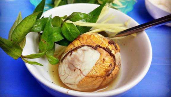Hiểu đúng về tác dụng của trứng vịt lộn và cách sử dụng tốt cho sức khỏe- Ảnh 1.
