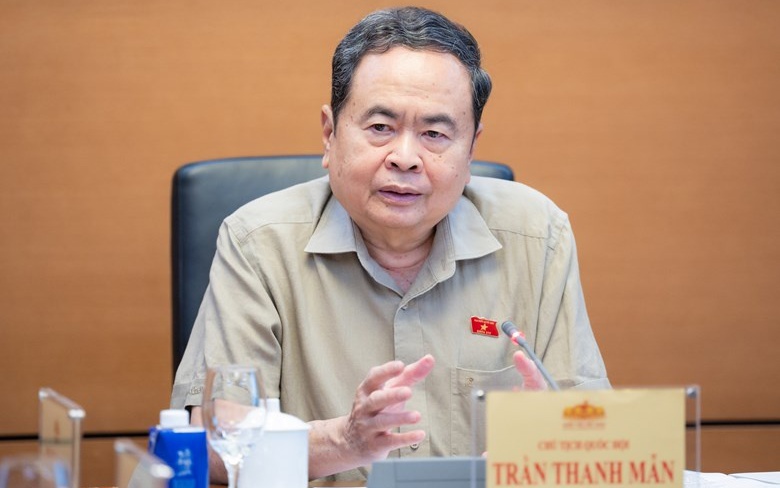 Chủ tịch Quốc hội: Giám sát chặt việc sử dụng trụ sở dôi dư sau sắp xếp bộ máy- Ảnh 5. Chủ tịch Quốc hội: Mục tiêu tăng trưởng hai con số là mệnh lệnh chính trị, kỳ vọng của Nhân dân