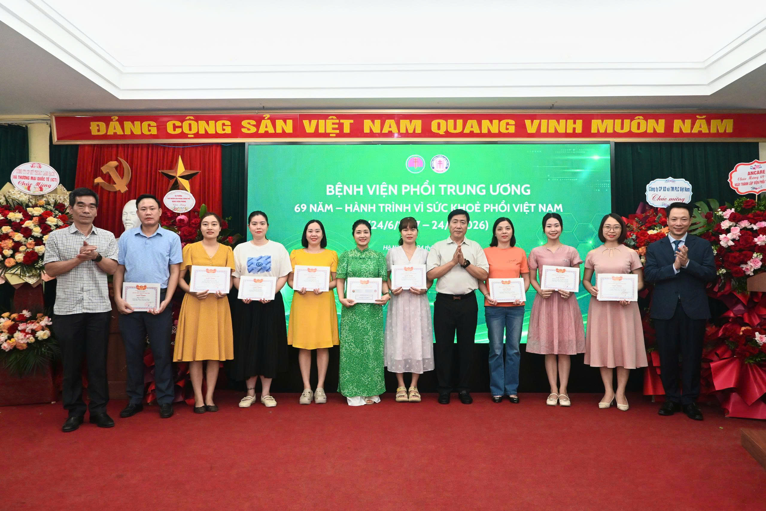 Gallery - Bệnh viện Phổi Trung ương kỷ niệm 69 năm thành lập: Bứt phá để phát triển chuyên ngành bệnh phổi và lao - image 3