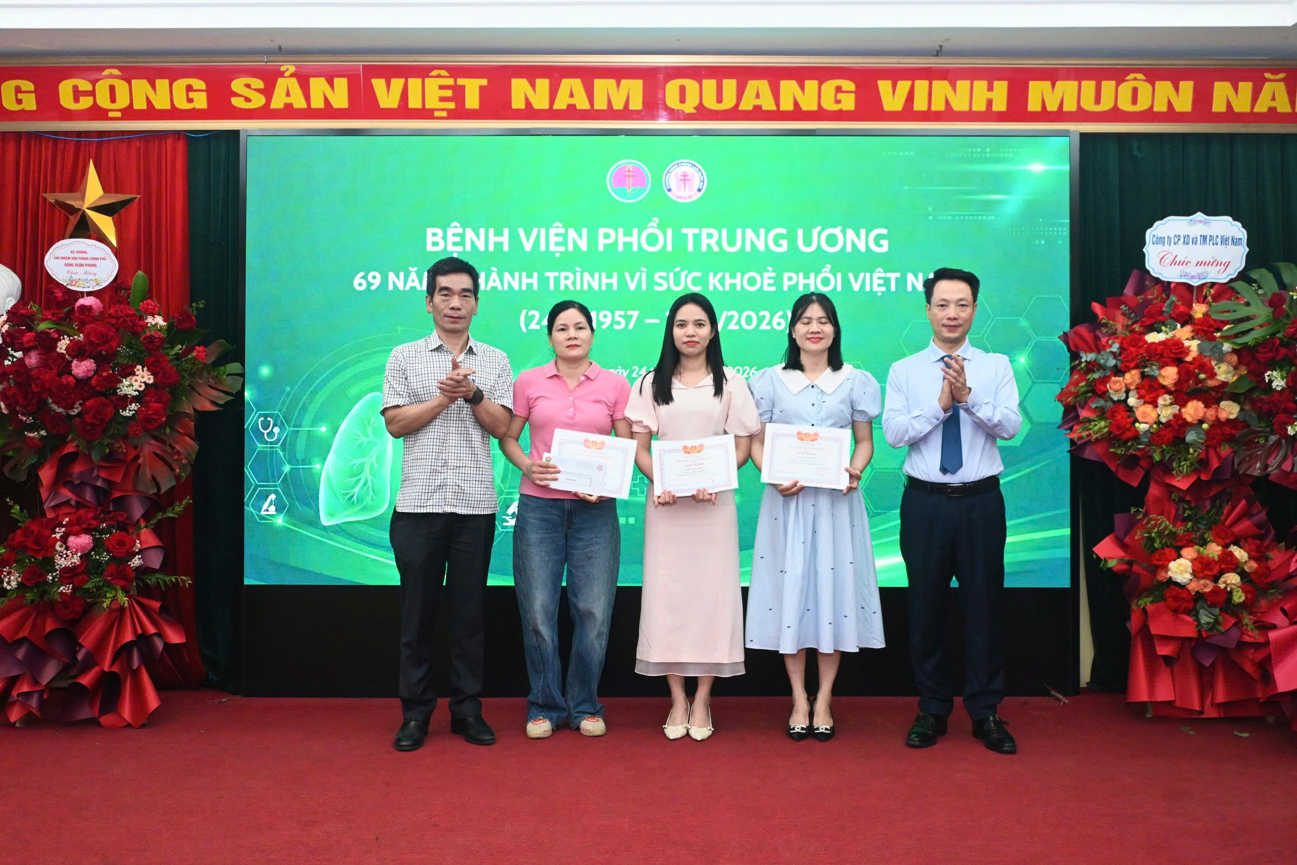 Gallery - Bệnh viện Phổi Trung ương kỷ niệm 69 năm thành lập: Bứt phá để phát triển chuyên ngành bệnh phổi và lao - image 5