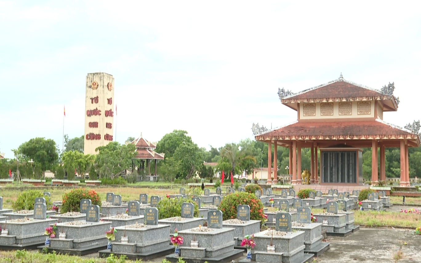 Cận cảnh khảo sát các điểm nghi có mộ tập thể liệt sĩ ở Huế bằng rađa xuyên đất- Ảnh 9.