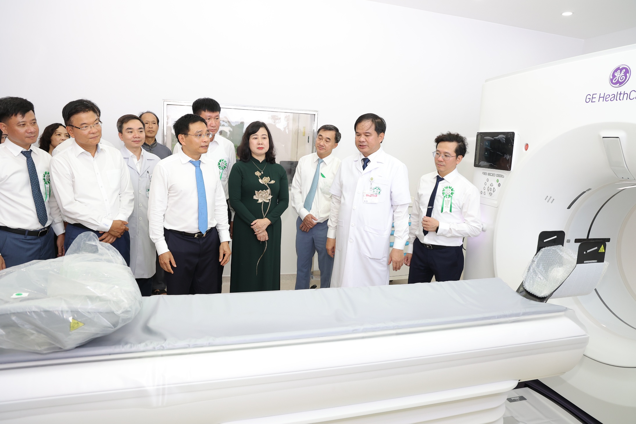Phó Thủ tướng: Giá trị của Bệnh viện Bạch Mai cơ sở Ninh Bình phải được đo bằng sức khỏe và niềm tin của người dân- Ảnh 7.