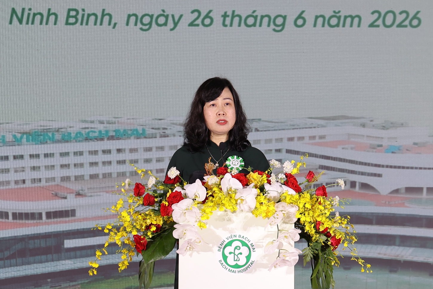 Bộ trưởng Đào Hồng Lan: Bệnh viện Bạch Mai cơ sở Ninh Bình phải trở thành trung tâm khám chữa bệnh chất lượng cao của khu vực
- Ảnh 2.