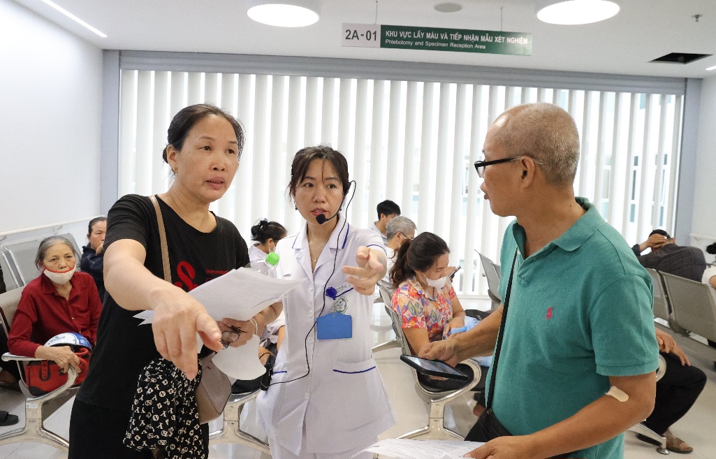 Bộ trưởng Đào Hồng Lan: Bệnh viện Bạch Mai cơ sở Ninh Bình phải trở thành trung tâm khám chữa bệnh chất lượng cao của khu vực
- Ảnh 5.