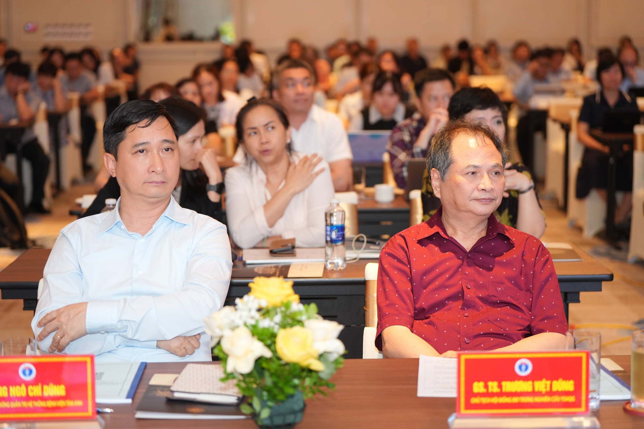 Gallery - Thứ trưởng Nguyễn Tri Thức: Mạnh dạn thí điểm, đưa nhanh thành tựu khoa học công nghệ vào khám chữa bệnh - image 9