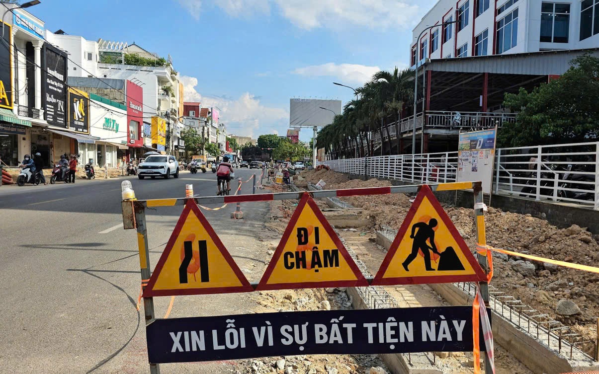 Dự án khu bảo tồn làng văn hóa truyền thống ở Huế chậm về đích vì cột điện 'án ngữ'- Ảnh 4.