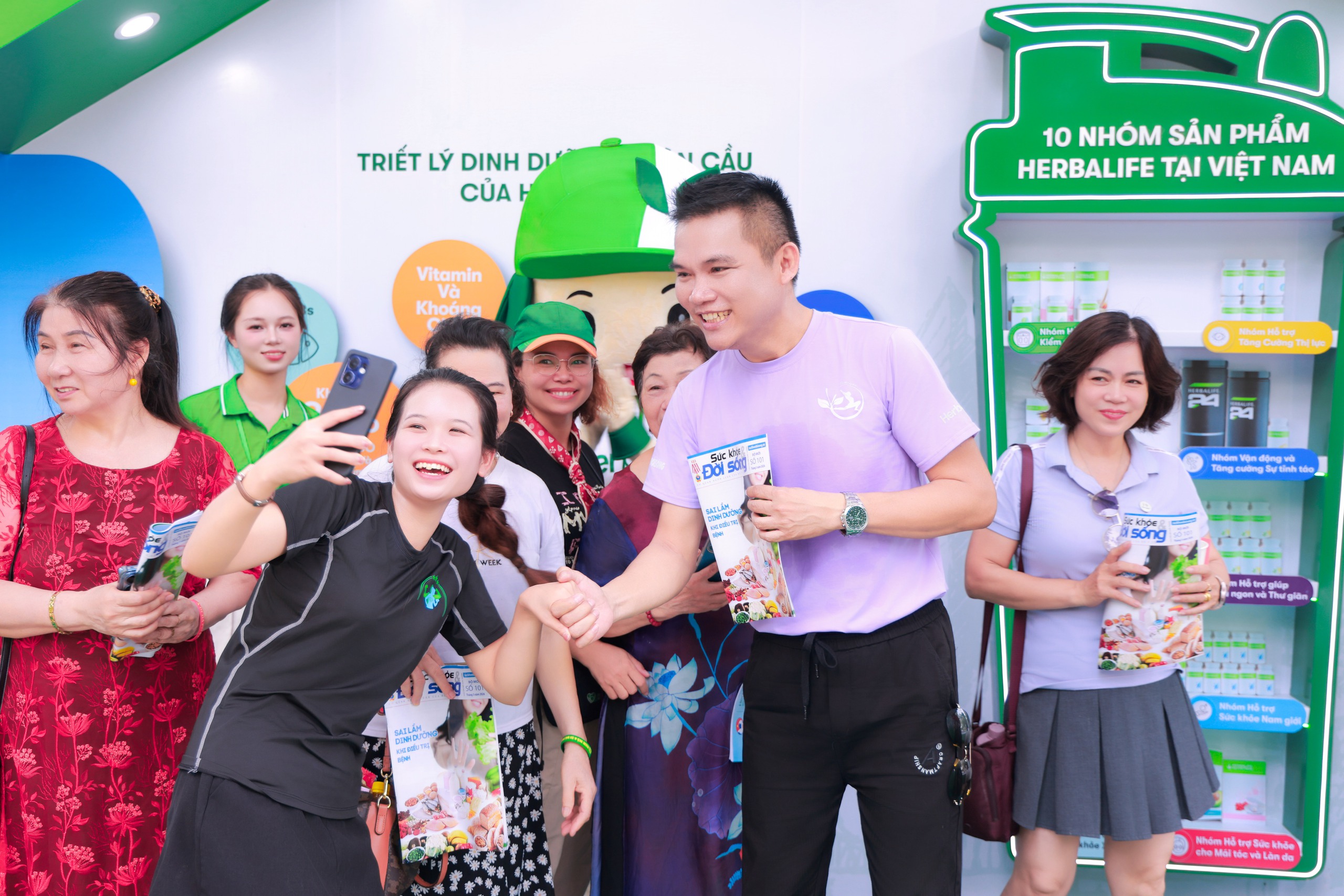 Herbalife Việt Nam đồng hành cùng hàng nghìn gia đình việt lan tỏa thói quen sống khỏe - Ảnh 10.