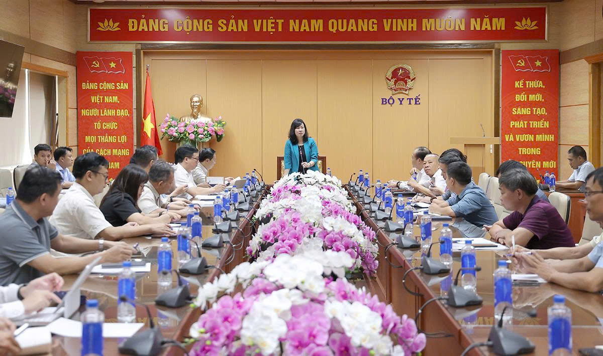 Huy động tổng lực, hoàn thành tiến độ đưa BV Hữu nghị Việt Đức cơ sở Ninh Bình vào khám, chữa bệnh từ 10/7- Ảnh 2.