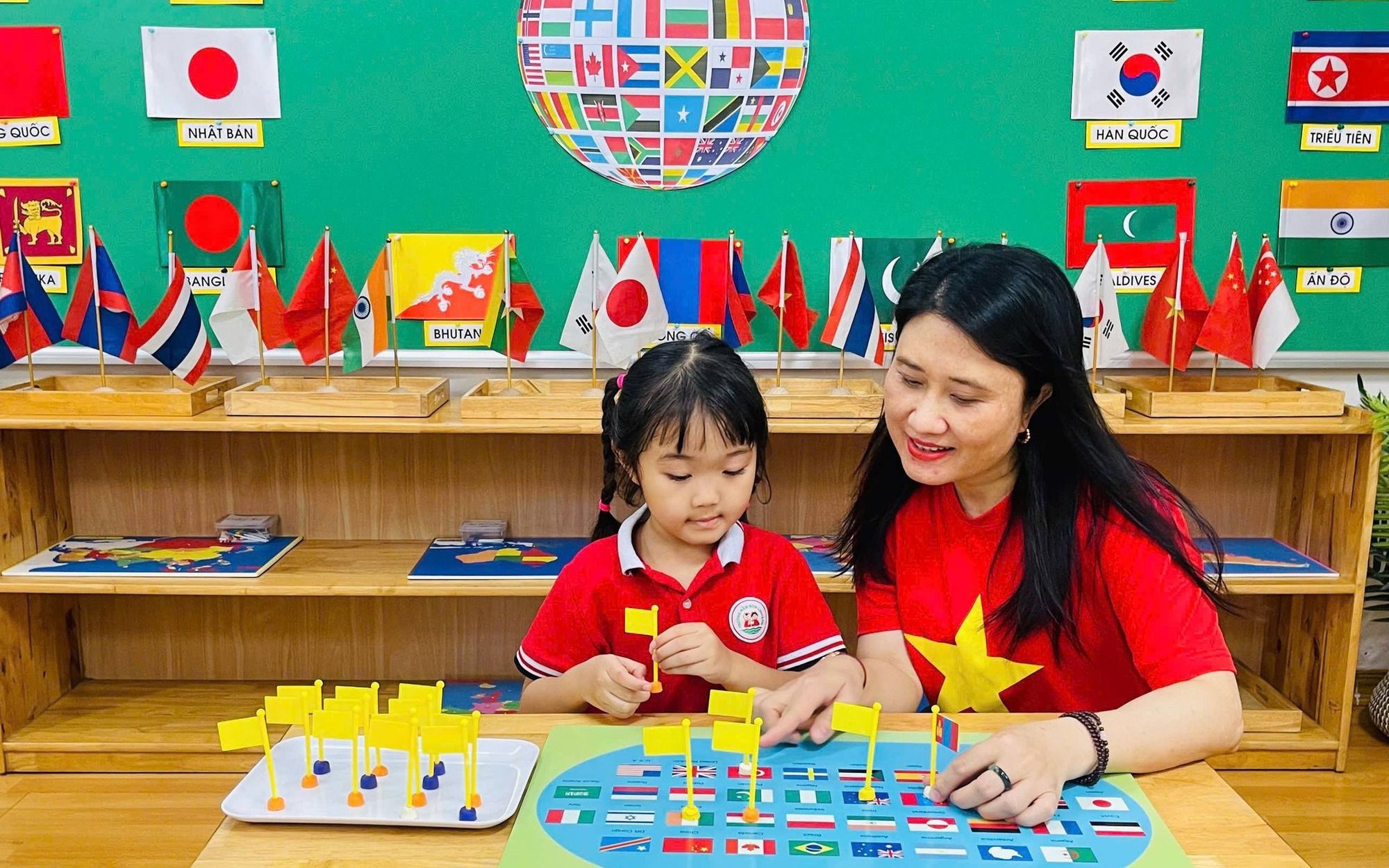 Phụ huynh Hà Nội bắt đầu thử nghiệm đăng ký tuyển sinh đầu cấp