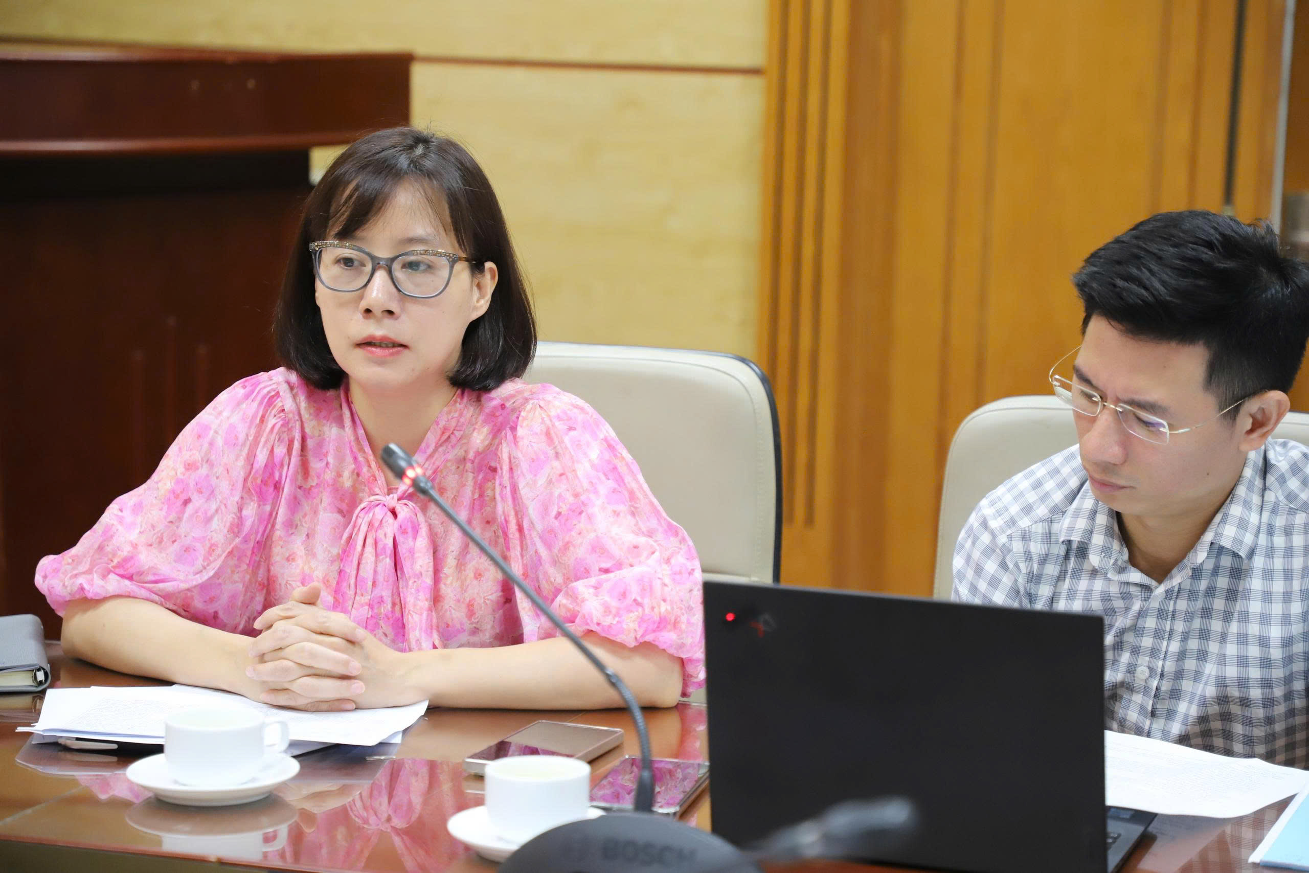 Gallery - Thứ trưởng Nguyễn Tri Thức thúc đẩy sửa đổi quản lý mỹ phẩm năm 2026 - image 1