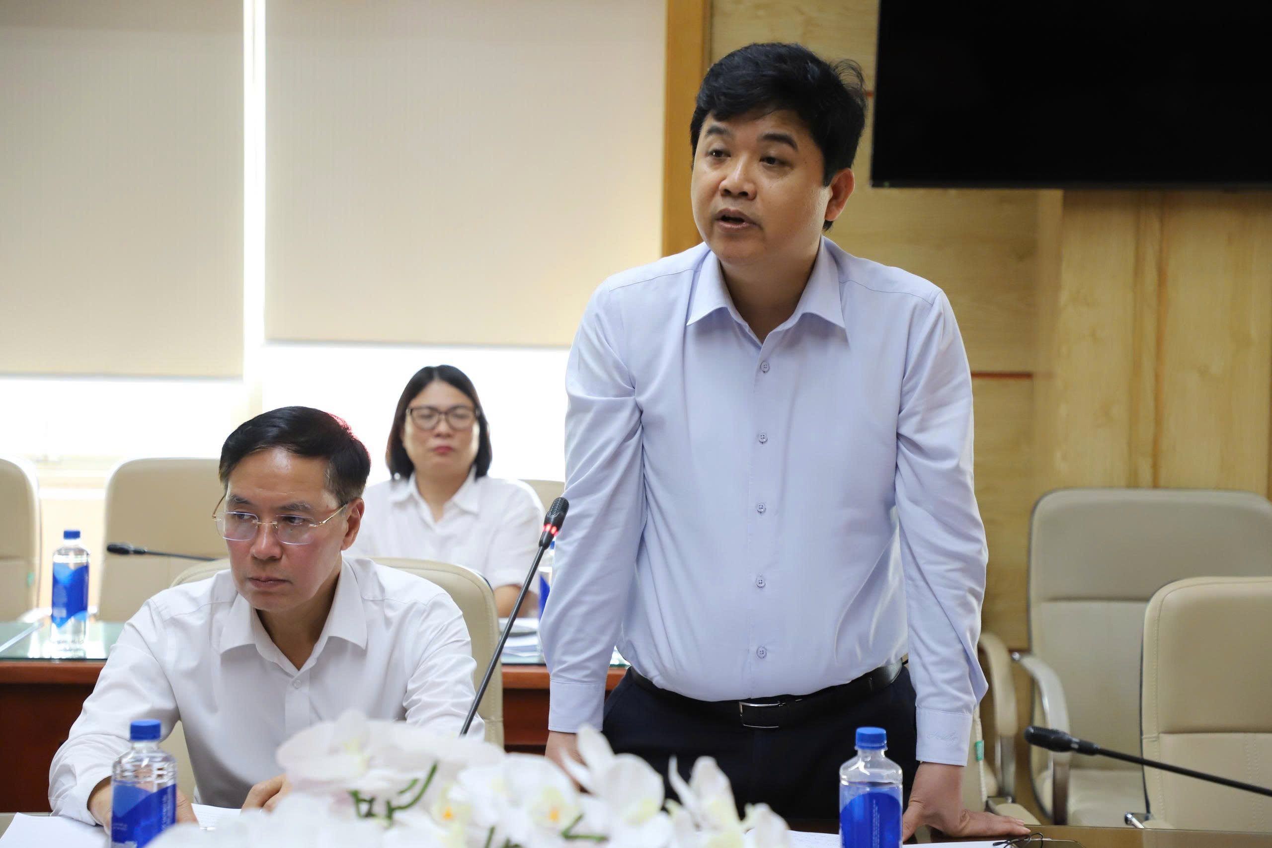 Gallery - Thứ trưởng Thường trực Vũ Mạnh Hà làm việc với Liên minh đổi mới phòng chống dịch bệnh - image 6