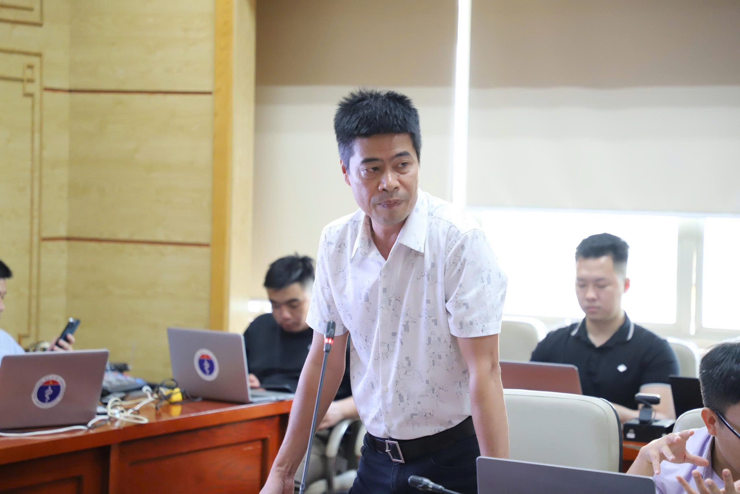 Gallery - Thứ trưởng Nguyễn Tri Thức: Dữ liệu sức khỏe là nền tảng chuyển đổi số Y tế - image 1