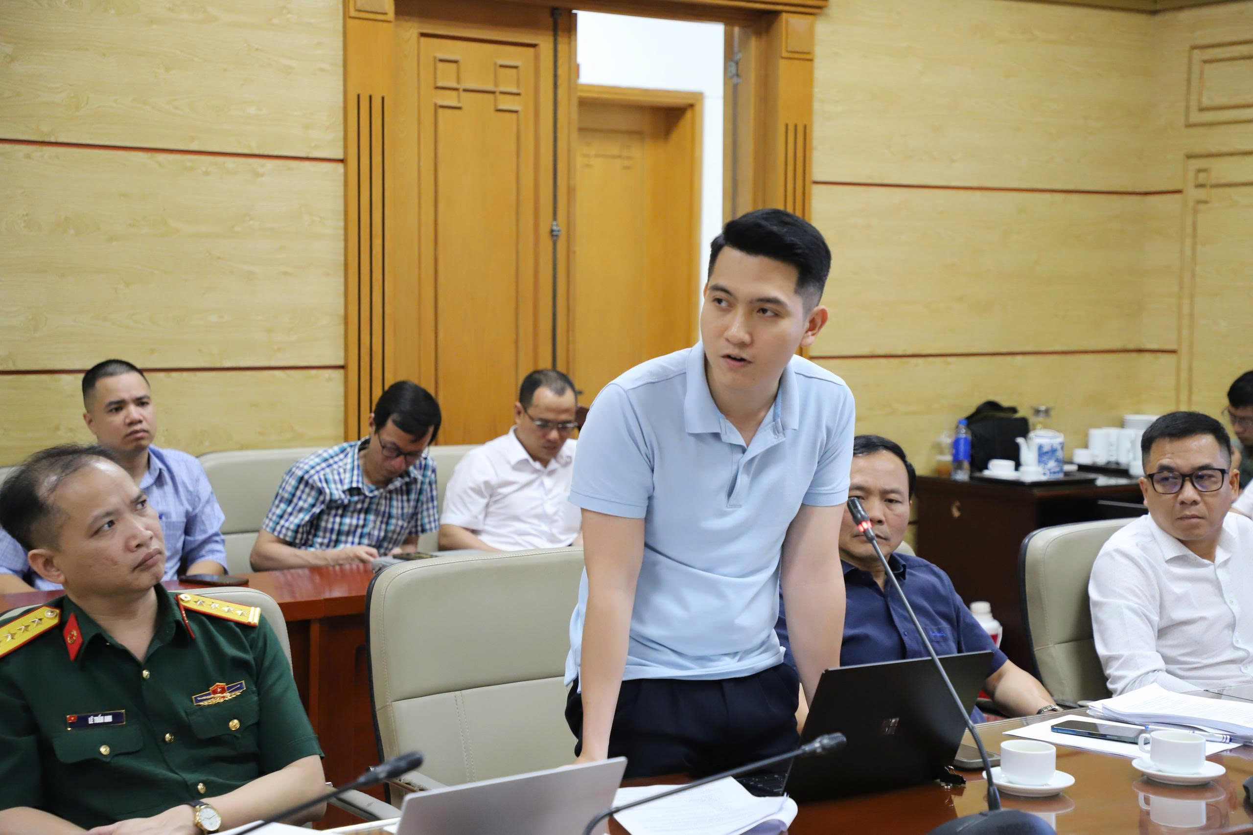 Gallery - Thứ trưởng Nguyễn Tri Thức: Dữ liệu sức khỏe là nền tảng chuyển đổi số Y tế - image 7