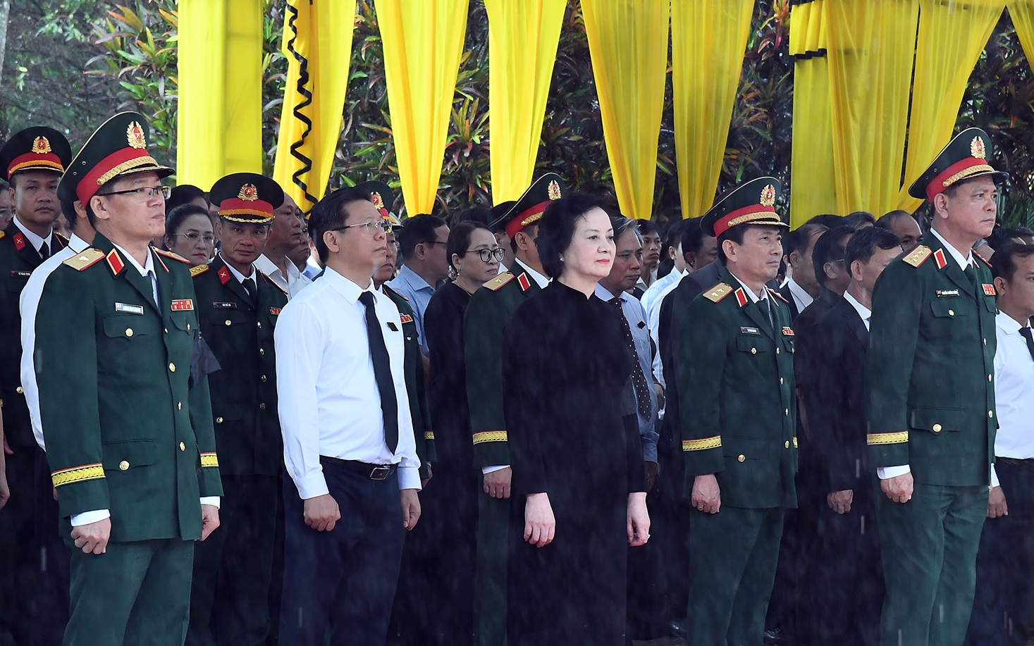 Phó Thủ tướng Phạm Thị Thanh Trà được phân công thêm nhiệm vụ mới- Ảnh 2. Phó Thủ tướng Phạm Thị Thanh Trà được phân công thêm nhiệm vụ mới- Ảnh 2.