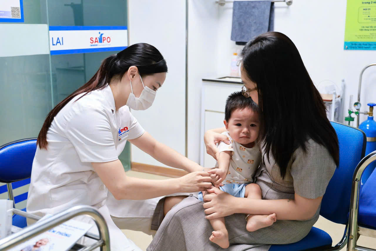Nữ sinh 14 tuổi tử vong vì viêm não Nhật Bản, bác sĩ khuyến cáo điều gì?- Ảnh 1. Nữ sinh 14 tuổi tử vong vì viêm não Nhật Bản, bác sĩ khuyến cáo điều gì?- Ảnh 1.