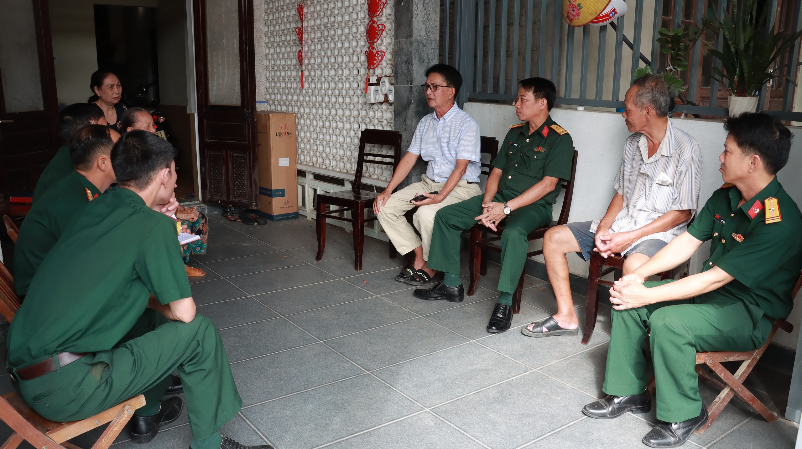 Xác minh thông tin khu vực nghi có mộ tập thể 15 liệt sĩ ở Huế- Ảnh 1. Xác minh thông tin khu vực nghi có mộ tập thể 15 liệt sĩ ở Huế- Ảnh 1.
