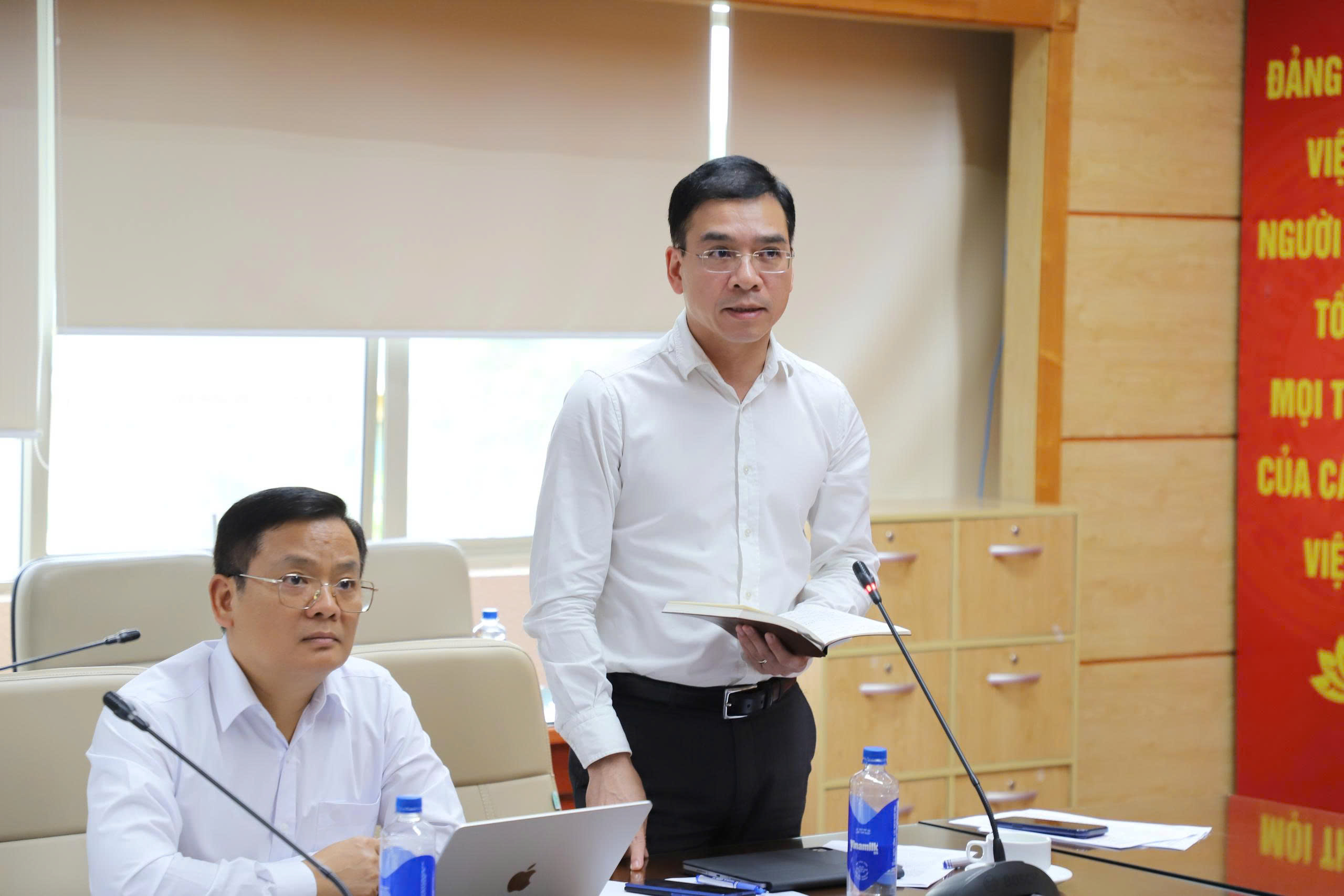 Tháo gỡ điểm nghẽn để phấn đấu mọi người dân được khám sức khỏe định kỳ hoặc khám sàng lọc miễn phí từ năm 2026- Ảnh 2.