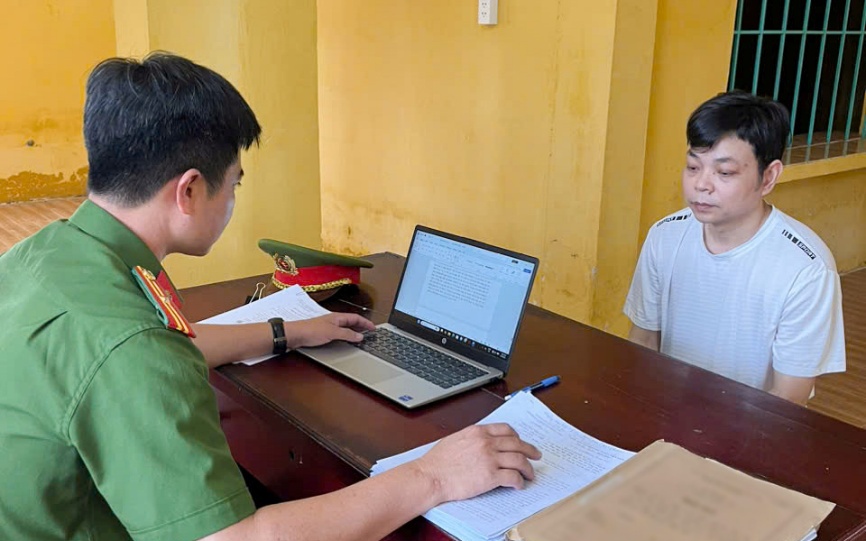 Cựu nhân viên Văn phòng Đăng ký đất đai chiếm đoạt hơn 10,4 tỷ đồng- Ảnh 2. Khởi tố nguyên Giám đốc kinh doanh Công ty Cổ phần Đồng Tâm tội "Lừa đảo chiếm đoạt tài sản"