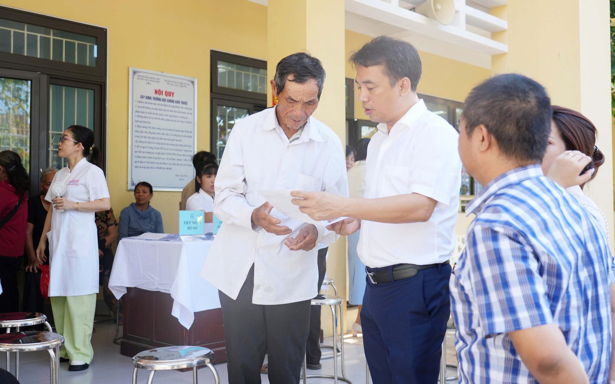 Nhiều nguy cơ bệnh tật được phát hiện sớm khi khám sức khỏe định kỳ- Ảnh 4.