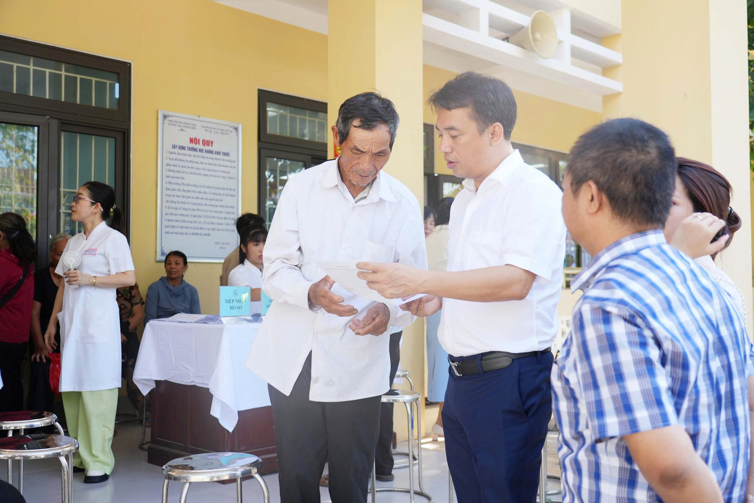 Gallery - Khám sức khỏe định kỳ để phát hiện sớm yếu tố nguy cơ, nâng cao chất lượng cuộc sống - image 1