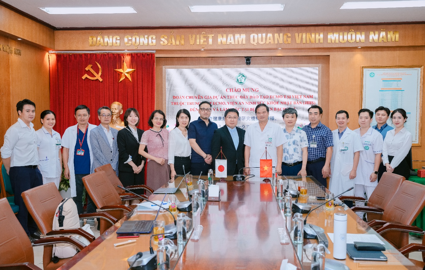 Bệnh viện Bạch Mai và Nhật Bản mở rộng hợp tác đào tạo ECMO, hướng tới mạng lưới chuẩn hóa toàn quốc- Ảnh 5.