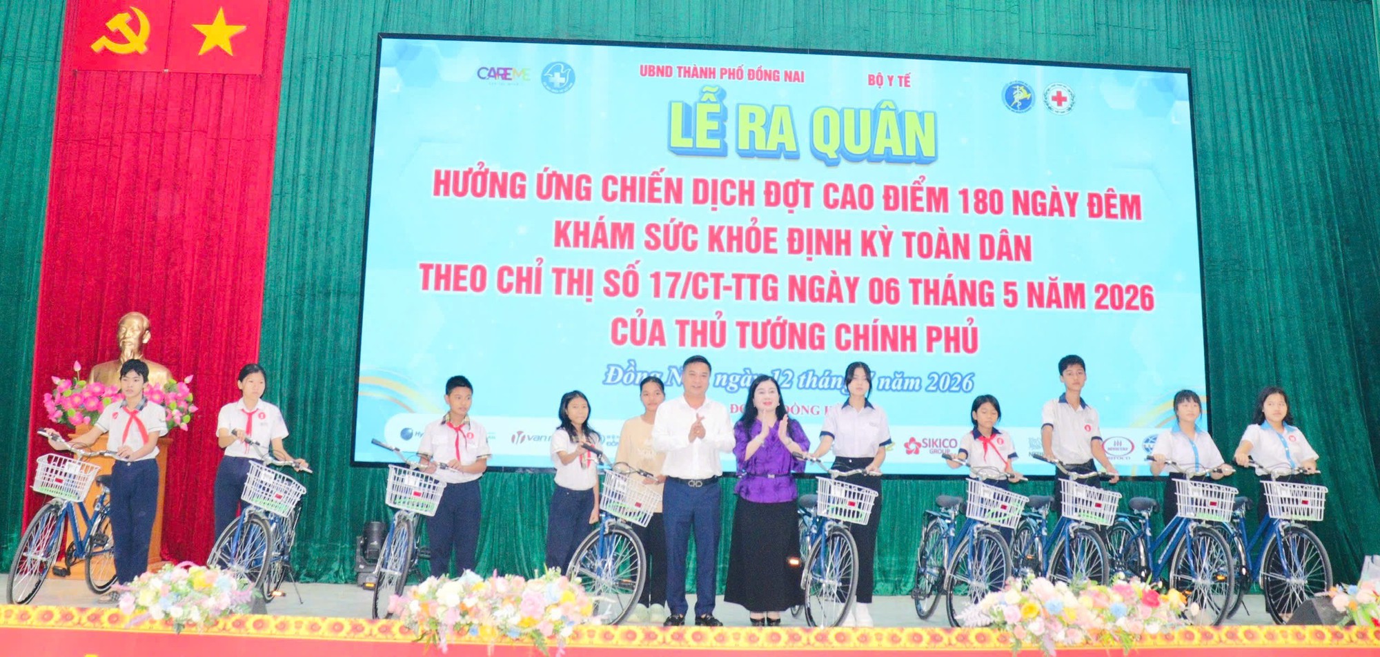 Hội Thầy thuốc trẻ Việt Nam mở rộng khám sức khỏe toàn dân, ứng dụng công nghệ số - Ảnh 12.