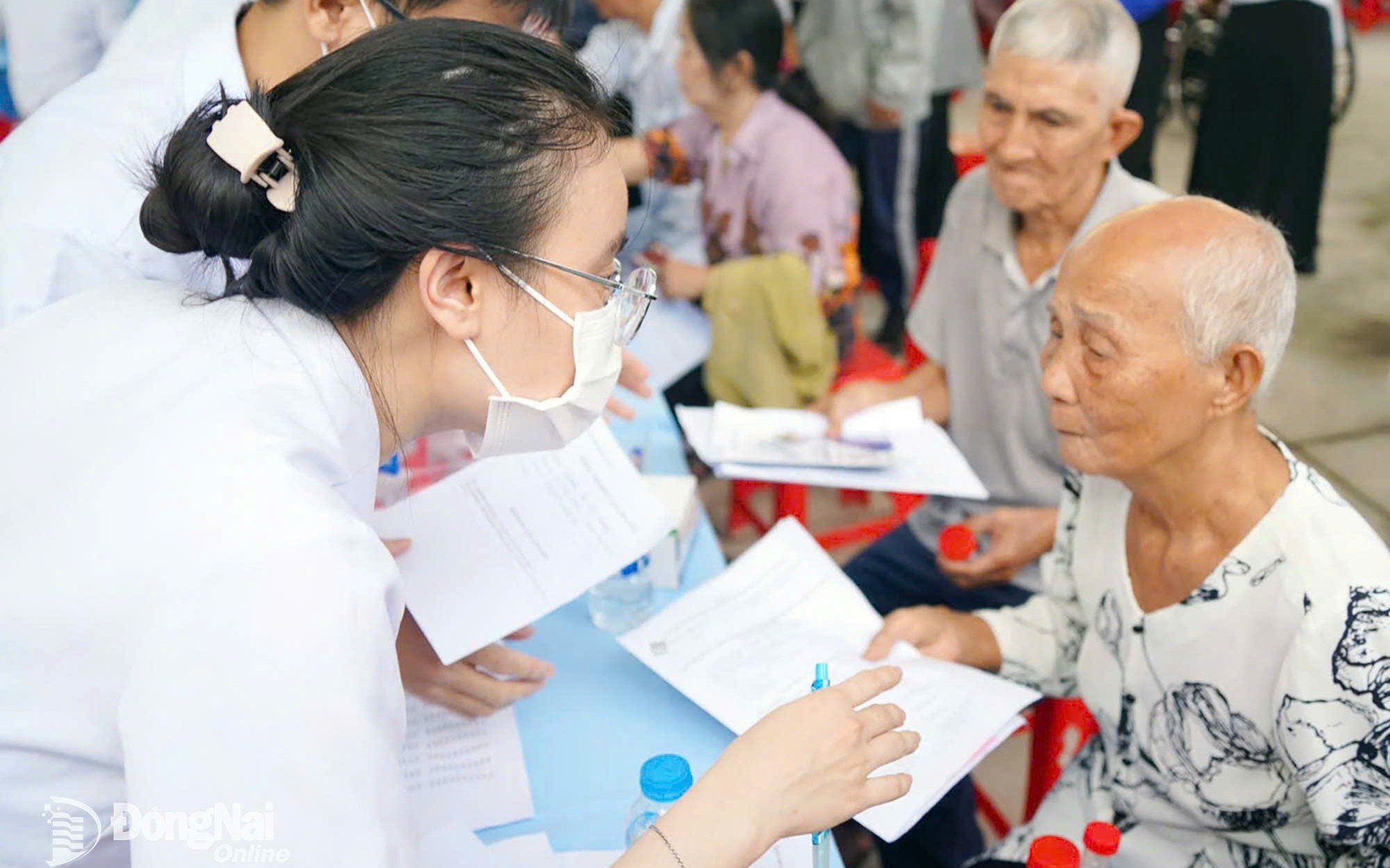 Hội Thầy thuốc trẻ Việt Nam mở rộng khám sức khỏe toàn dân, ứng dụng công nghệ số