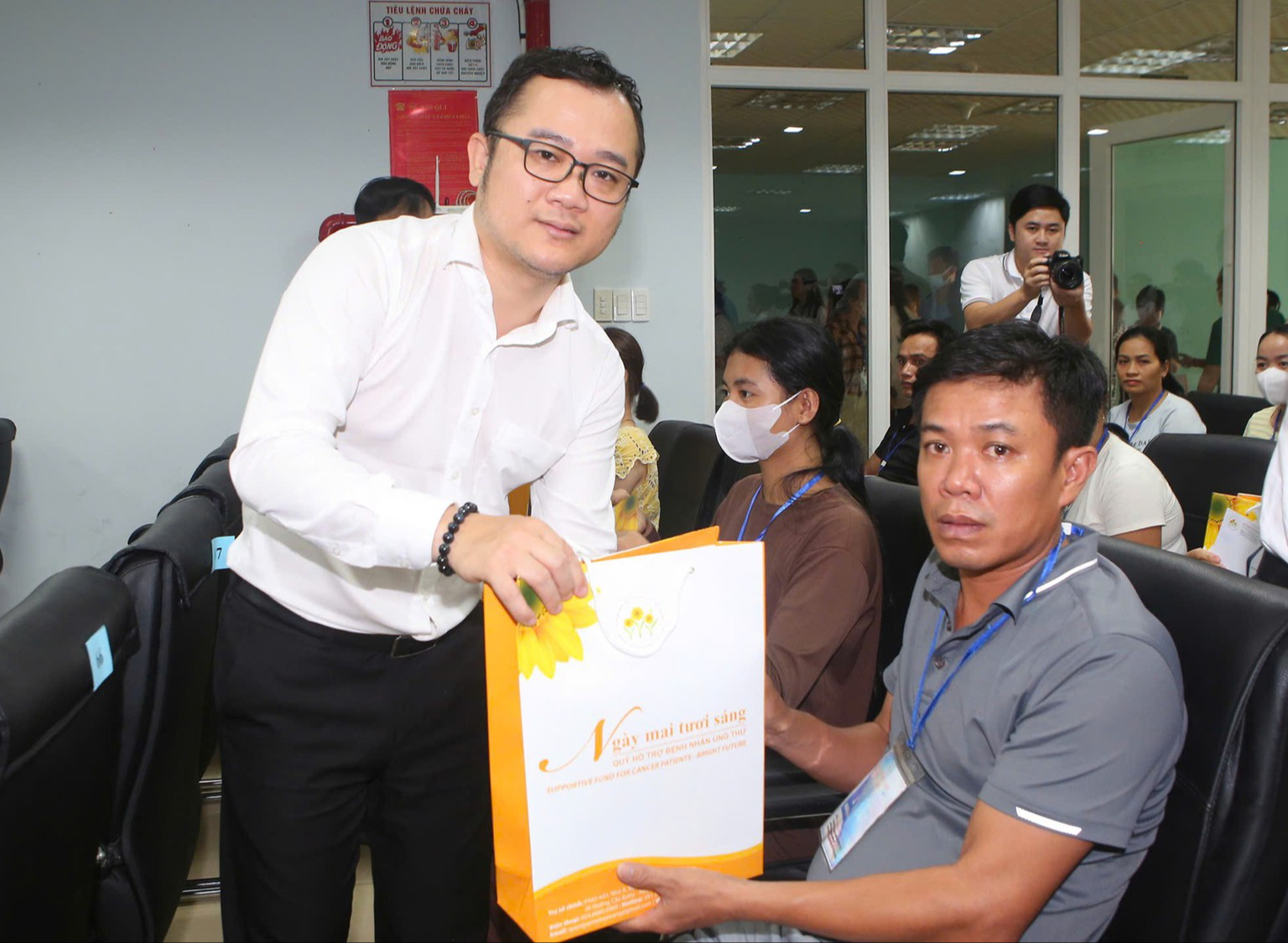 Hội Thầy thuốc trẻ Việt Nam mở rộng khám sức khỏe toàn dân, ứng dụng công nghệ số - Ảnh 9.