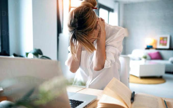 Sau tuổi 50, đâu là 5 vi chất quan trọng nhất cần lưu ý? - Ảnh 1.
