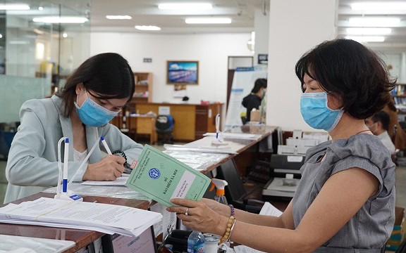 Đề xuất thay đổi cách tính thời gian đóng BHXH để hưởng lương hưu - Ảnh 3.