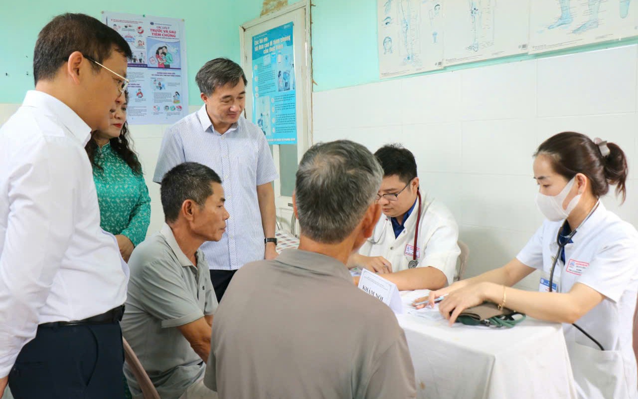 Hải Phòng: Không khoán trắng nhiệm vụ khám sức khỏe cho ngành y tế- Ảnh 6.