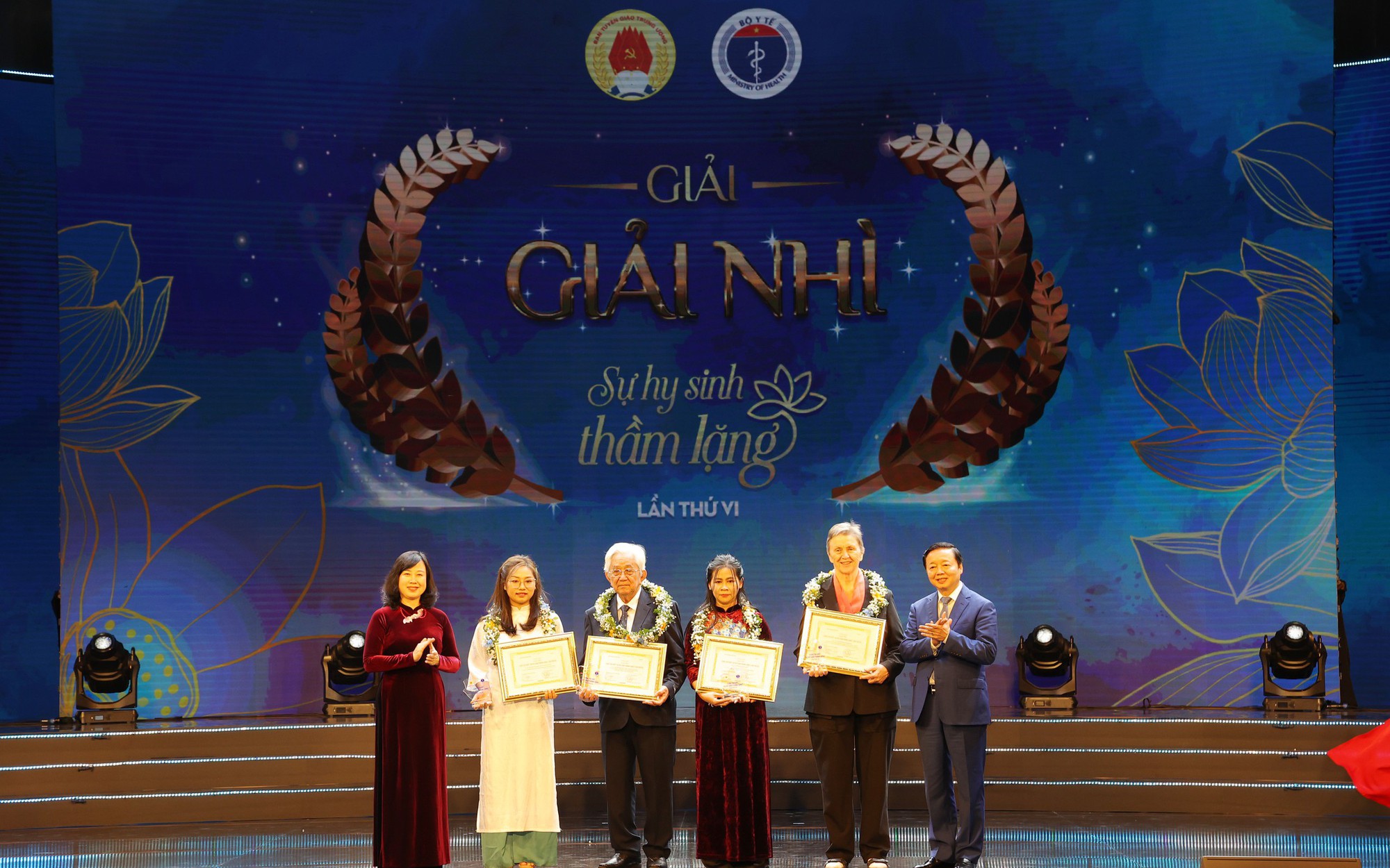 Bác sĩ Giàng A Sếnh: Hành trình giữ sự sống ở Si Ma Cai - Ảnh 4.