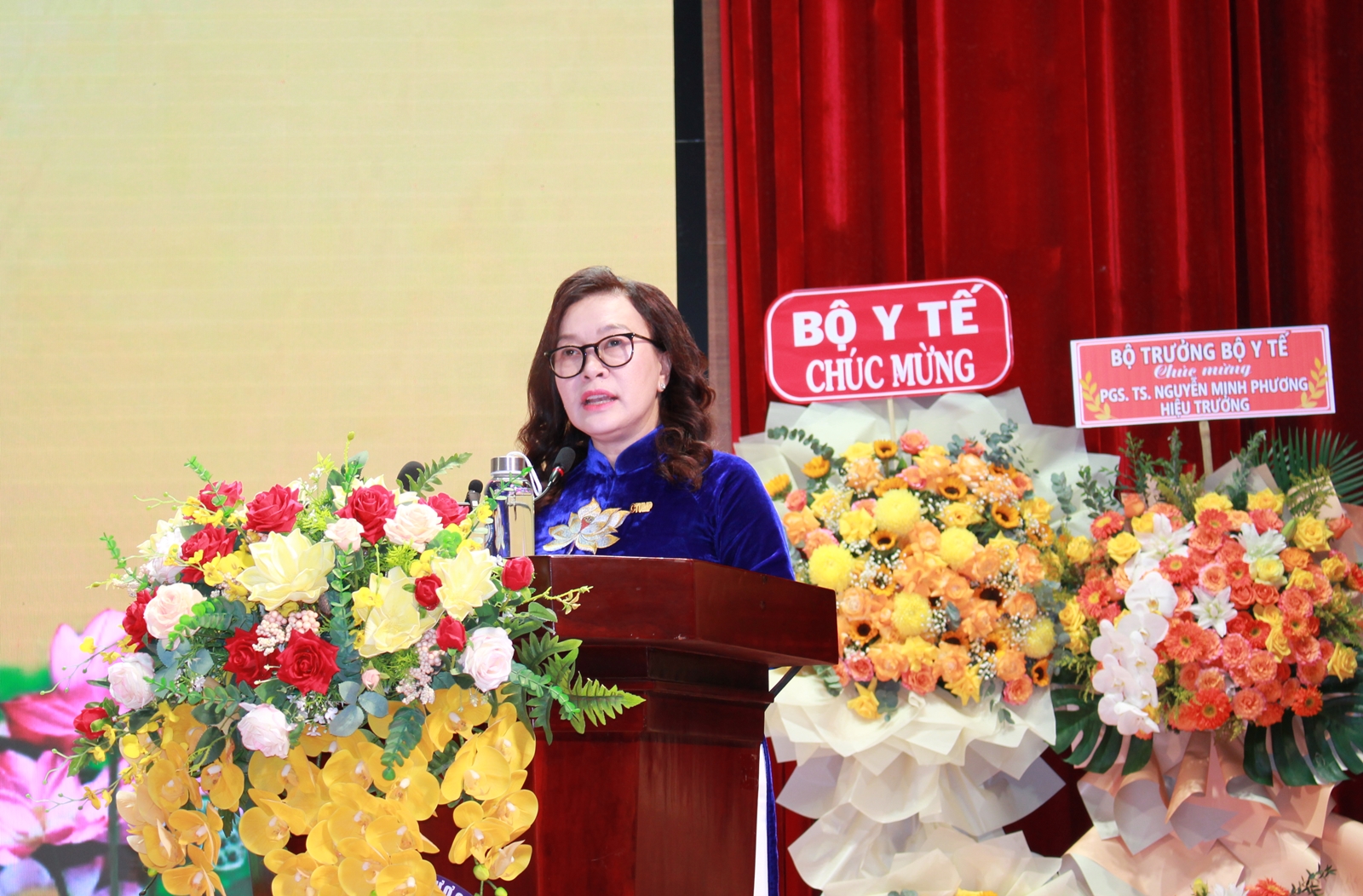 Gallery - Bộ trưởng Đào Hồng Lan: Đại học Y Dược Cần Thơ phải trở thành trường trọng điểm quốc gia, dẫn dắt đào tạo nhân lực y tế vùng ĐBSCL - image 4