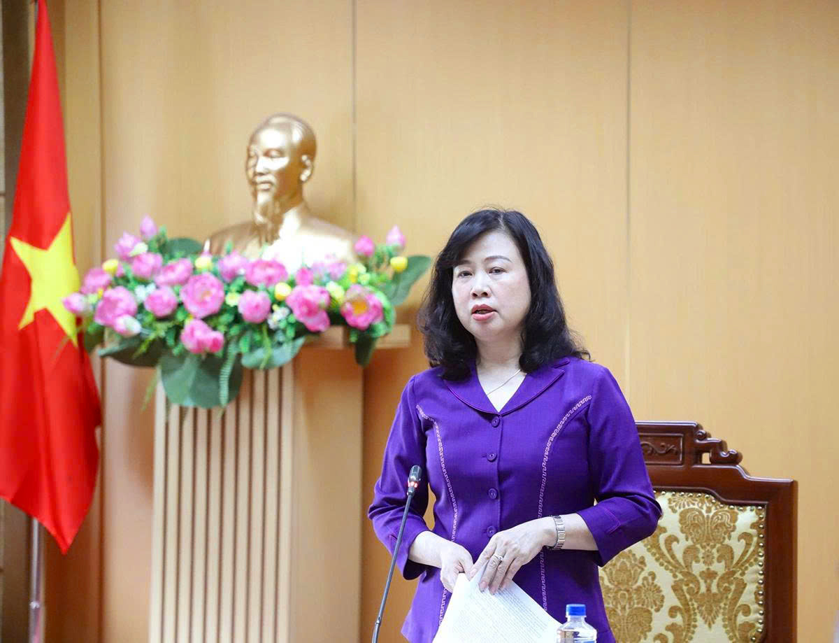 Gallery - Bộ trưởng Đào Hồng Lan: Khẩn trương rà soát nhiệm vụ, nguồn lực y tế, chuẩn bị triển khai Chương trình mục tiêu quốc gia tích hợp - image 8